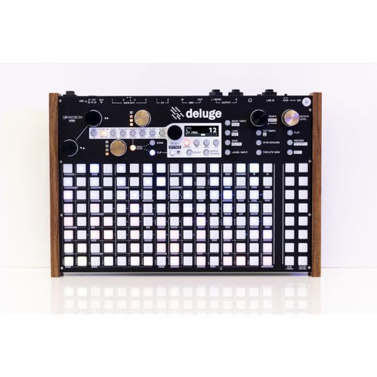 Synthstrom Audible Deluge (OLED Screen)