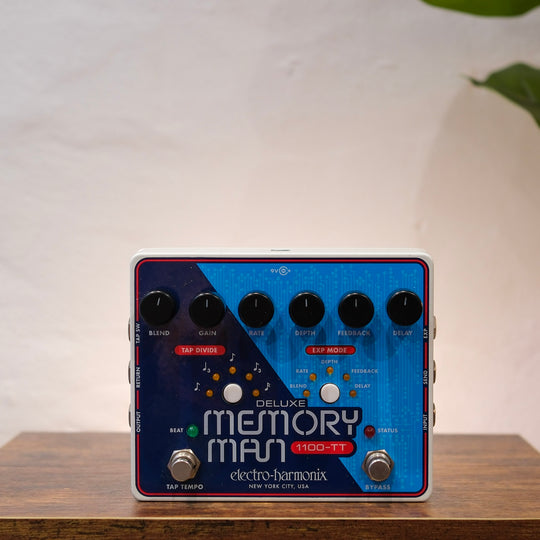 Electro-Harmonix Deluxe Memory Man 1100-TT (Pre-Owned)