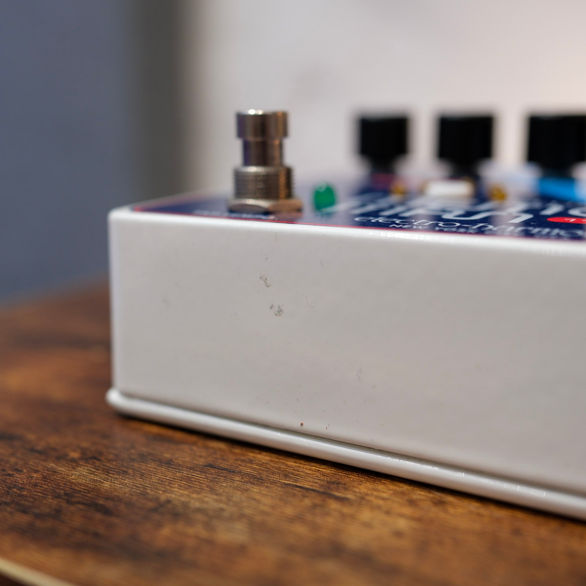 EHX Deluxe Memory Man 1100-TT (Second Hand) - Signs of Use 2