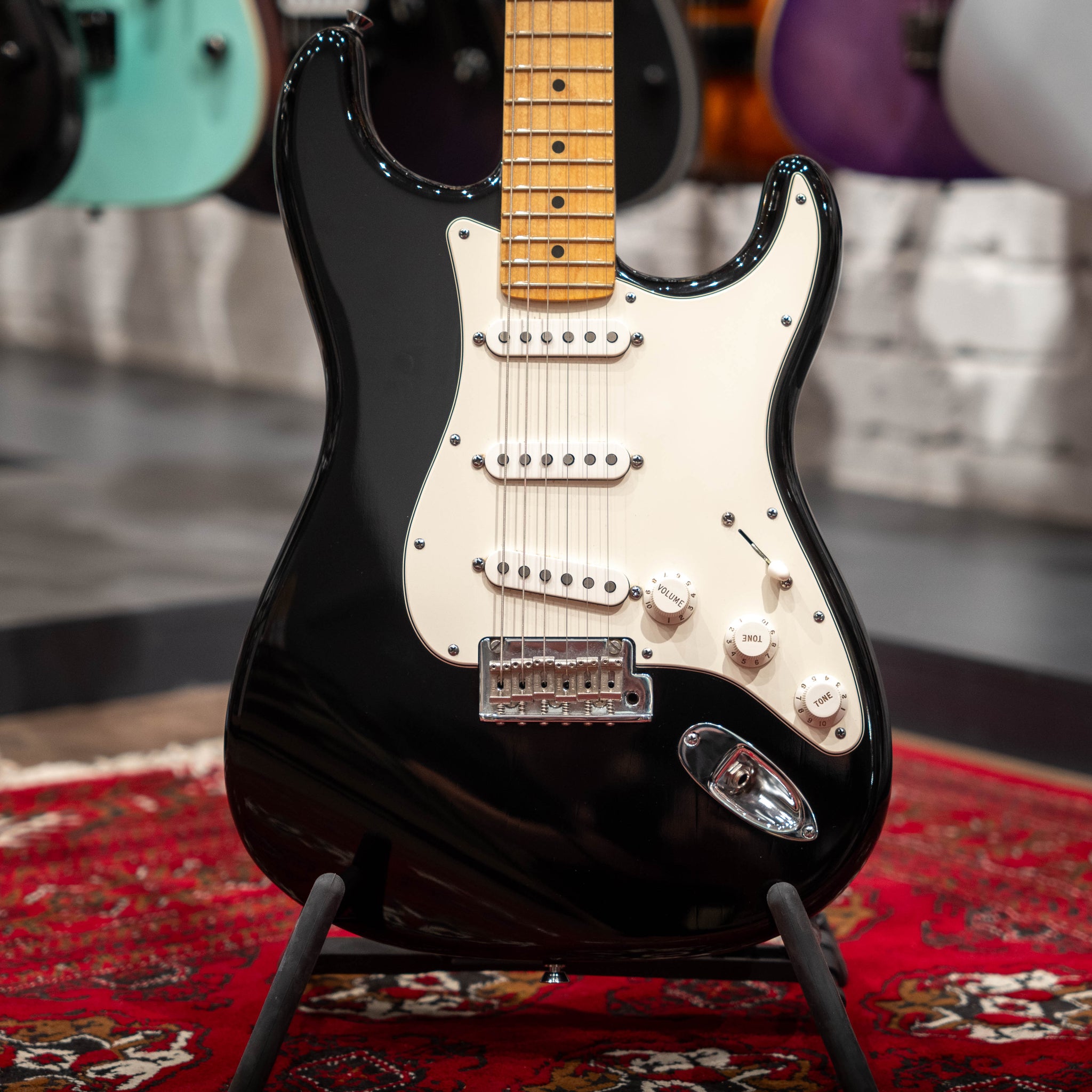Fender American Standard Strat Black (Second Hand) - Close Up