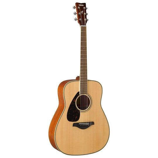 Yamaha FG820L