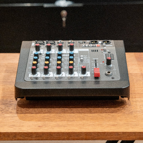 Allen & Heath ZEDi-8 (Pre-Owned)