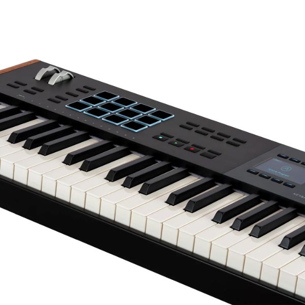 Arturia Keylab MK3 88 (Black) - Close Up Keys