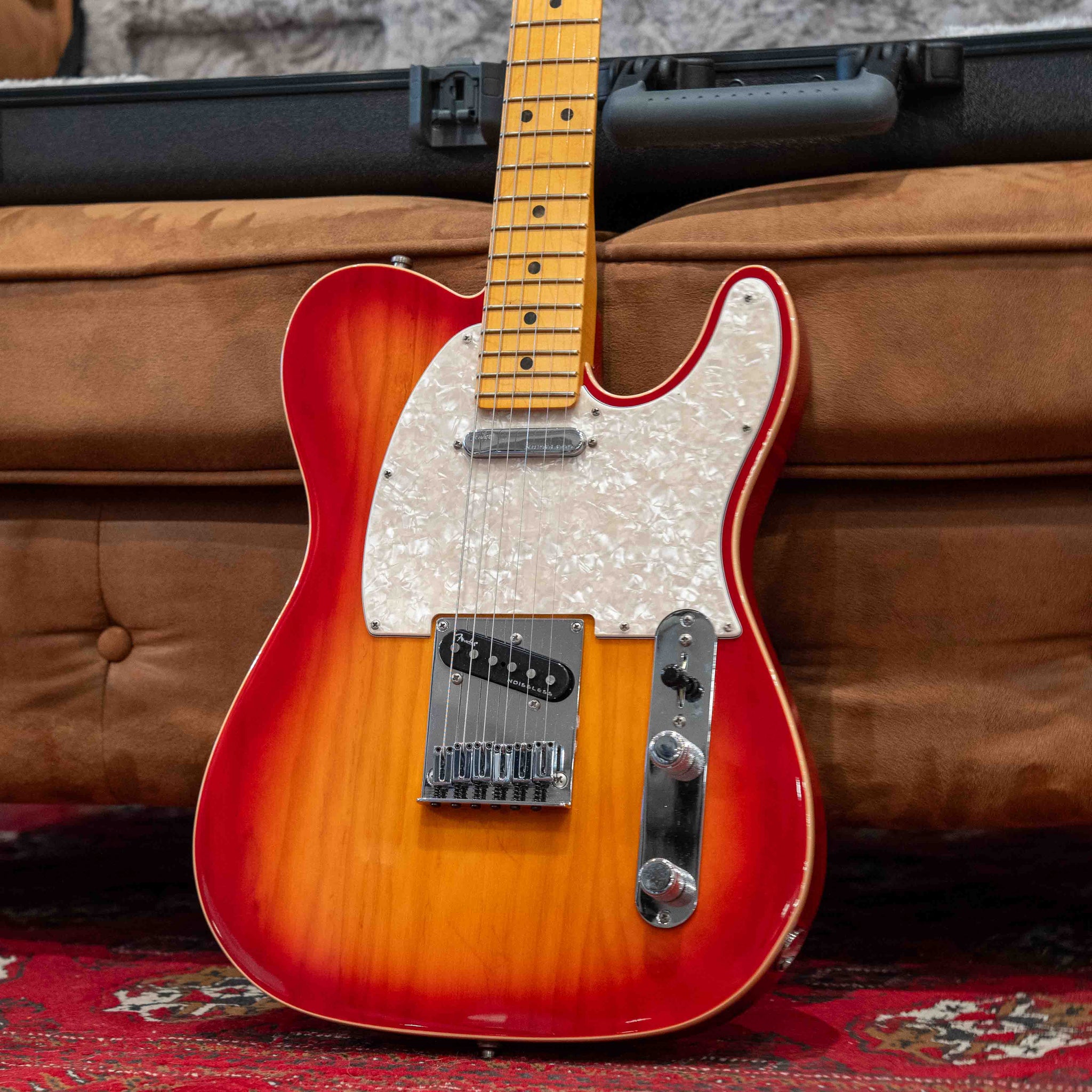 Fender Ultra Telecaster Ultraburst (Pre-Owned)