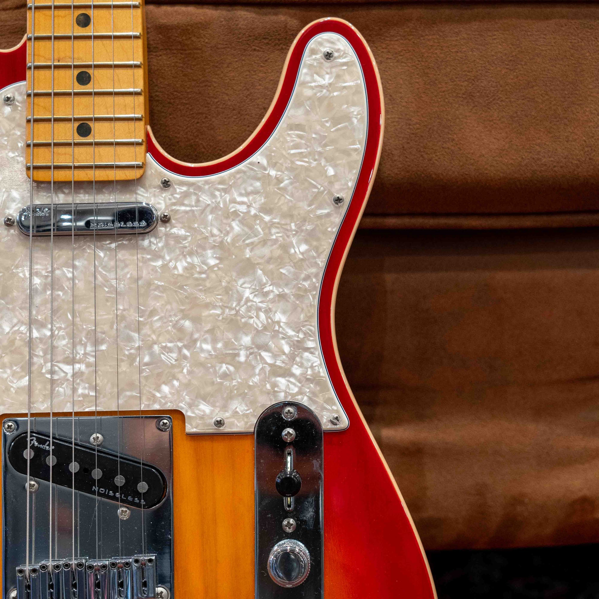 Fender Ultra Telecaster Ultraburst (Pre-Owned)