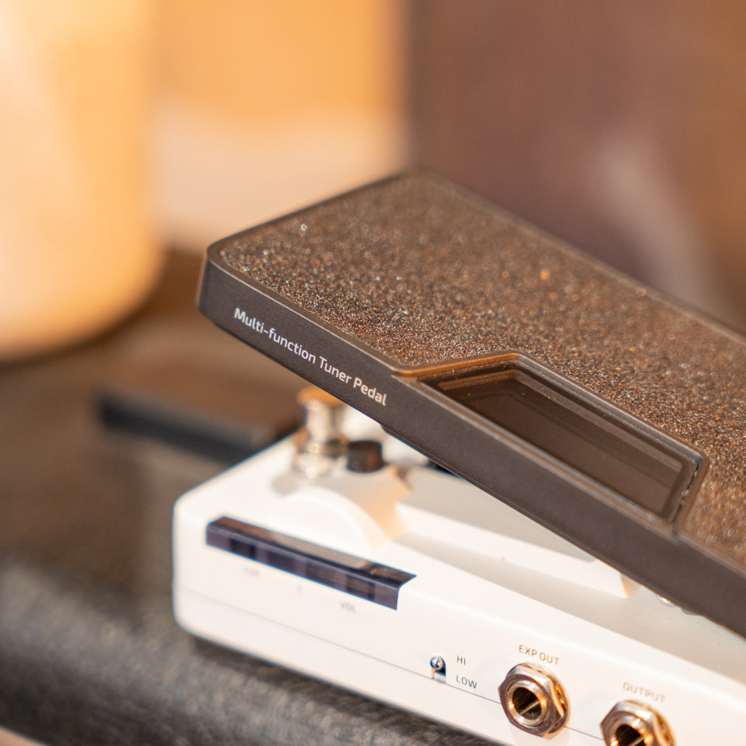 Hotone Tuner Press (Pre-Owned) - Close Up