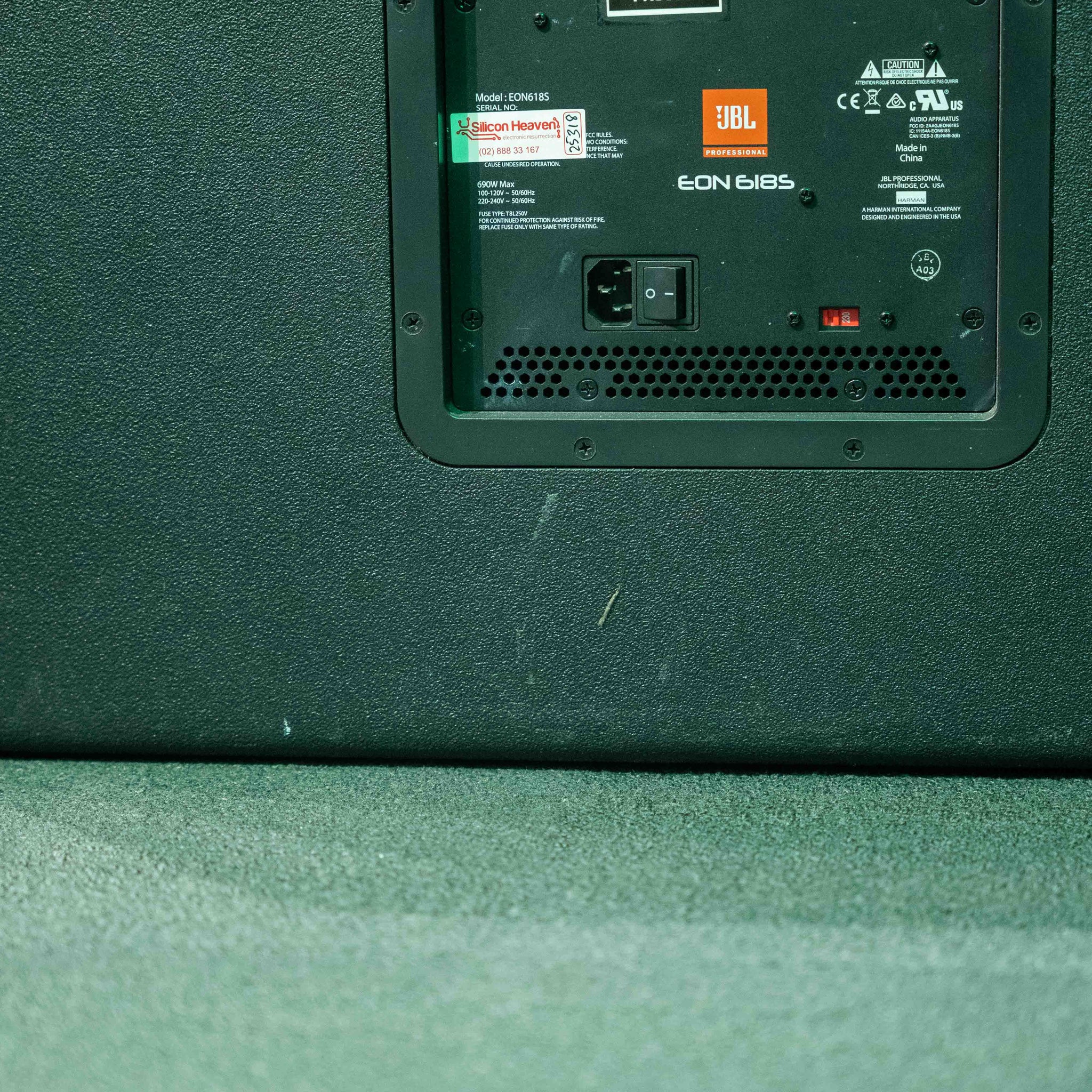 JBL EON618S Subwoofer (Pre-Owned)