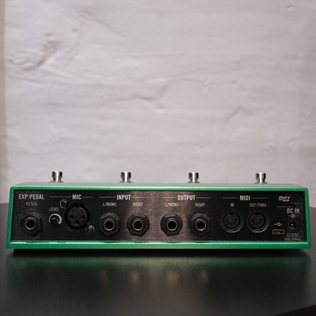 Line 6 DL4 MK2 (Second Hand) - Ports