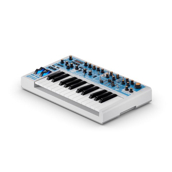 Novation Bass Station II (Swifty Edition) - Offset