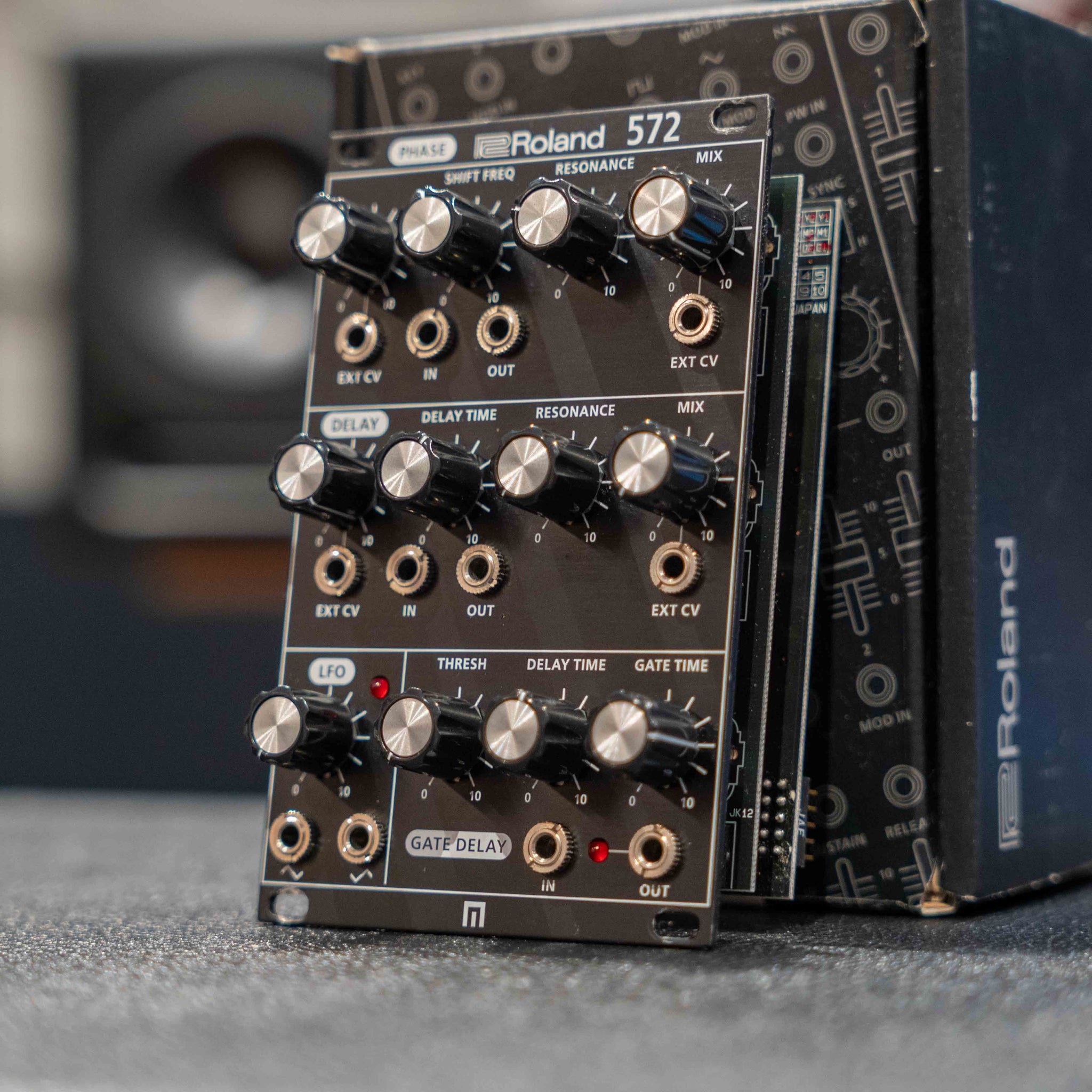 Roland 572 (Pre-Owned) - Offset