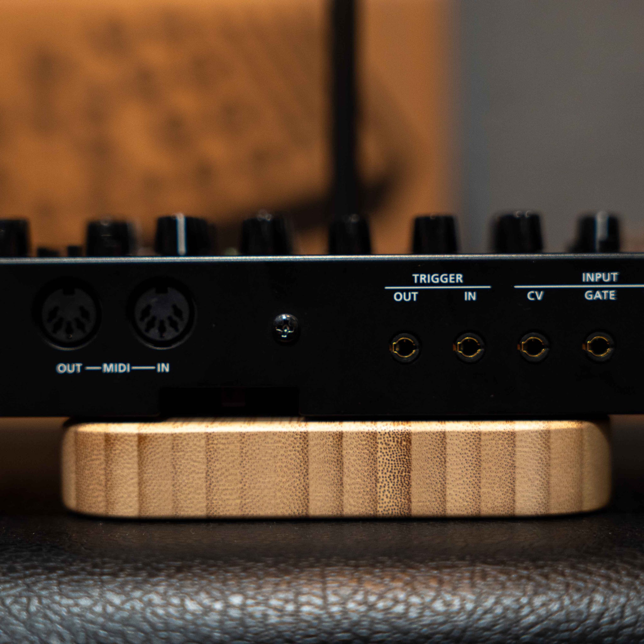 Roland SE-02 (Pre-Owned)