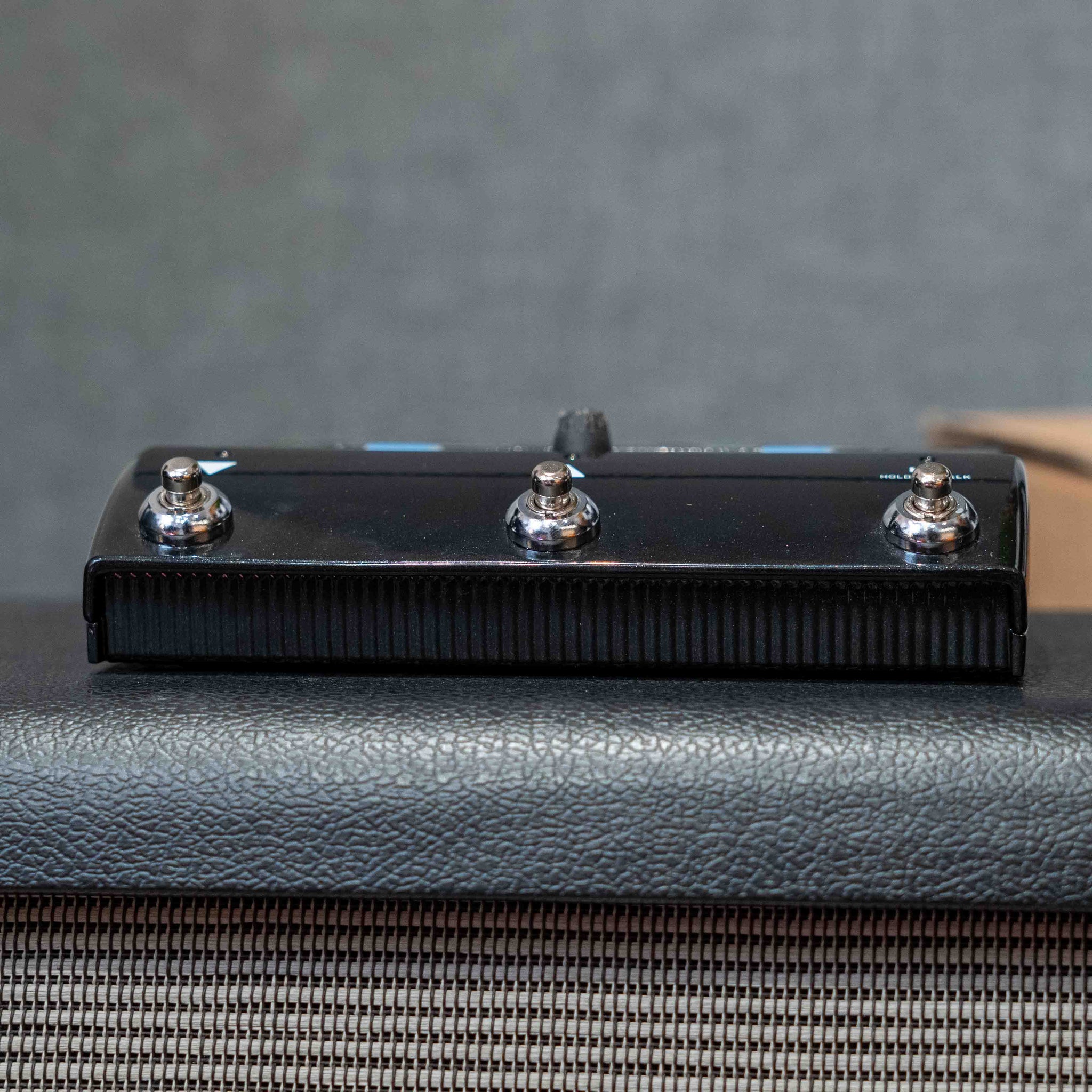 TC-Helicon Play Acoustic Vocal Processor Pedal (B-Stock)