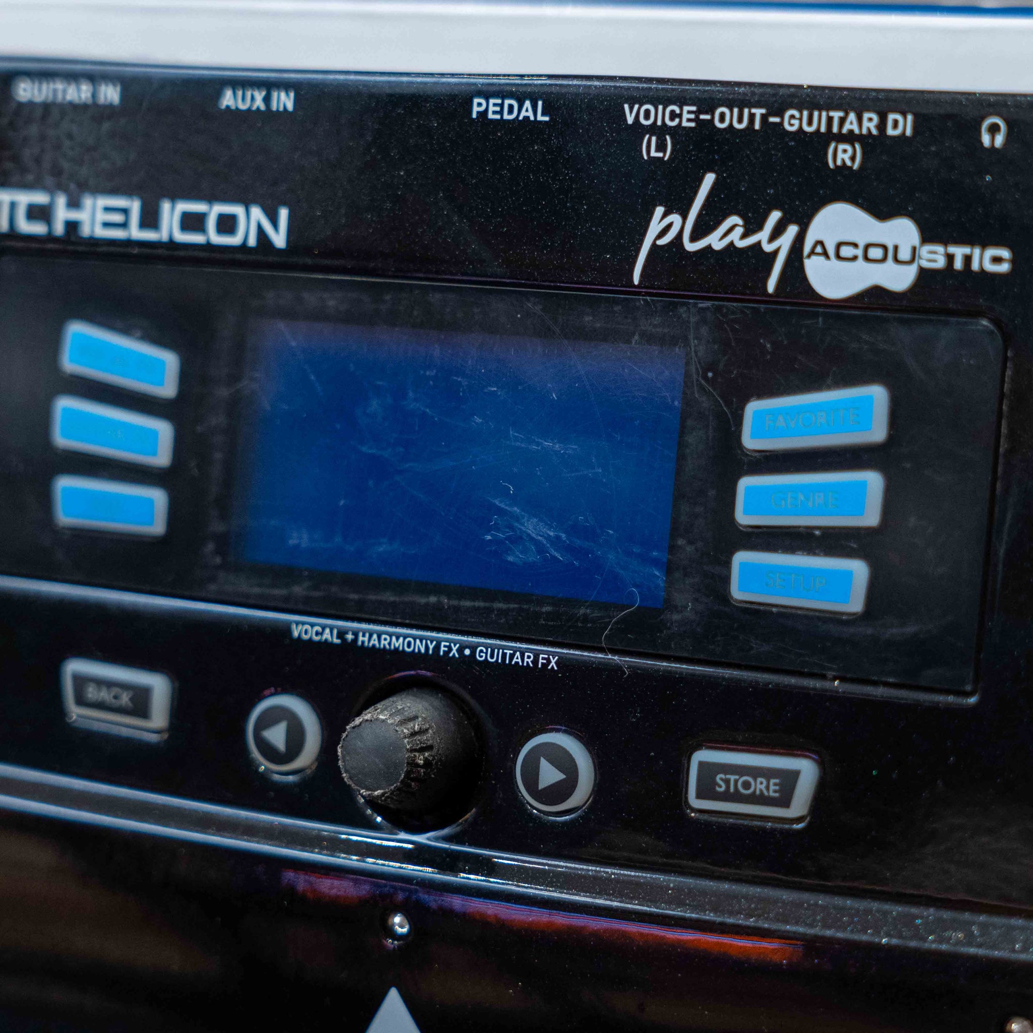 TC-Helicon Play Acoustic Vocal Processor Pedal (B-Stock)