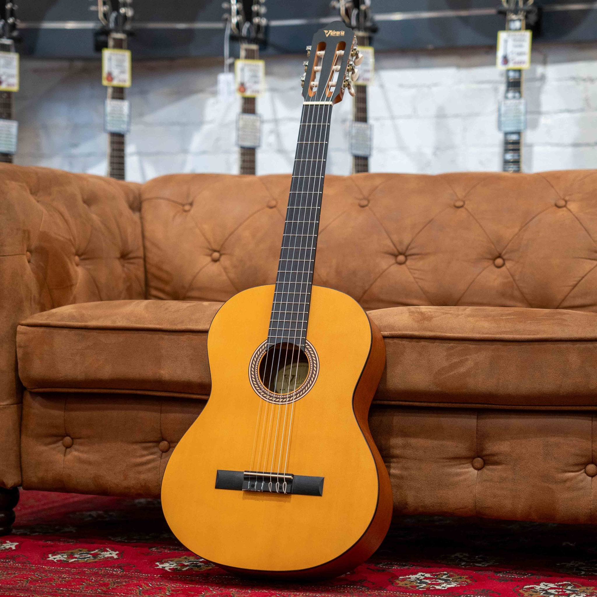 Valencia VC204L 4/4 Left-Handed Classical Guitar - Natural (B-Stock)