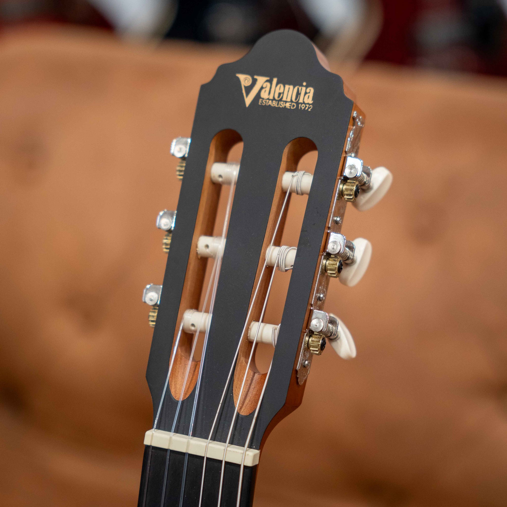 Valencia VC204L 4/4 Left-Handed Classical Guitar - Natural (B-Stock)