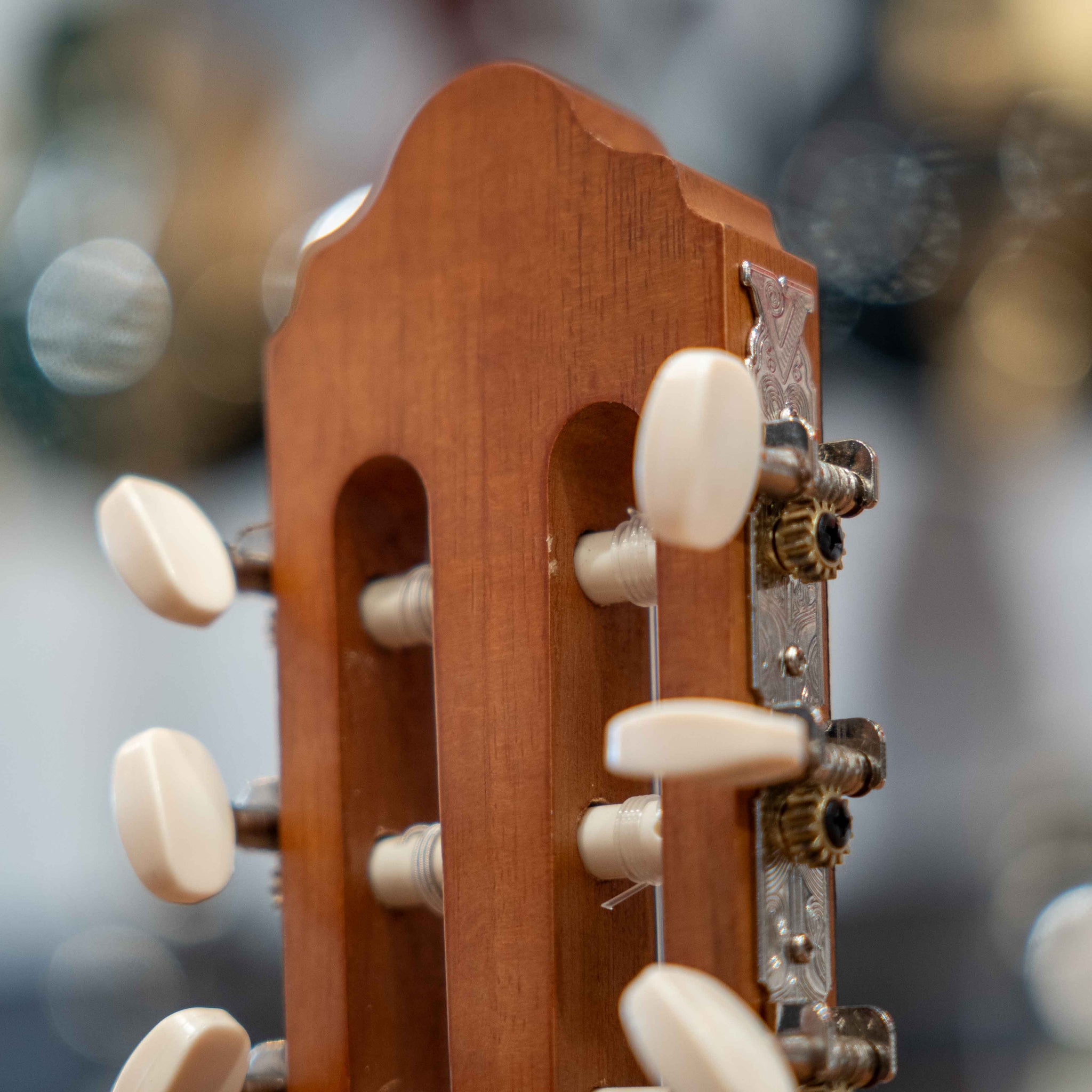 Valencia VC204L 4/4 Left-Handed Classical Guitar - Natural (B-Stock)