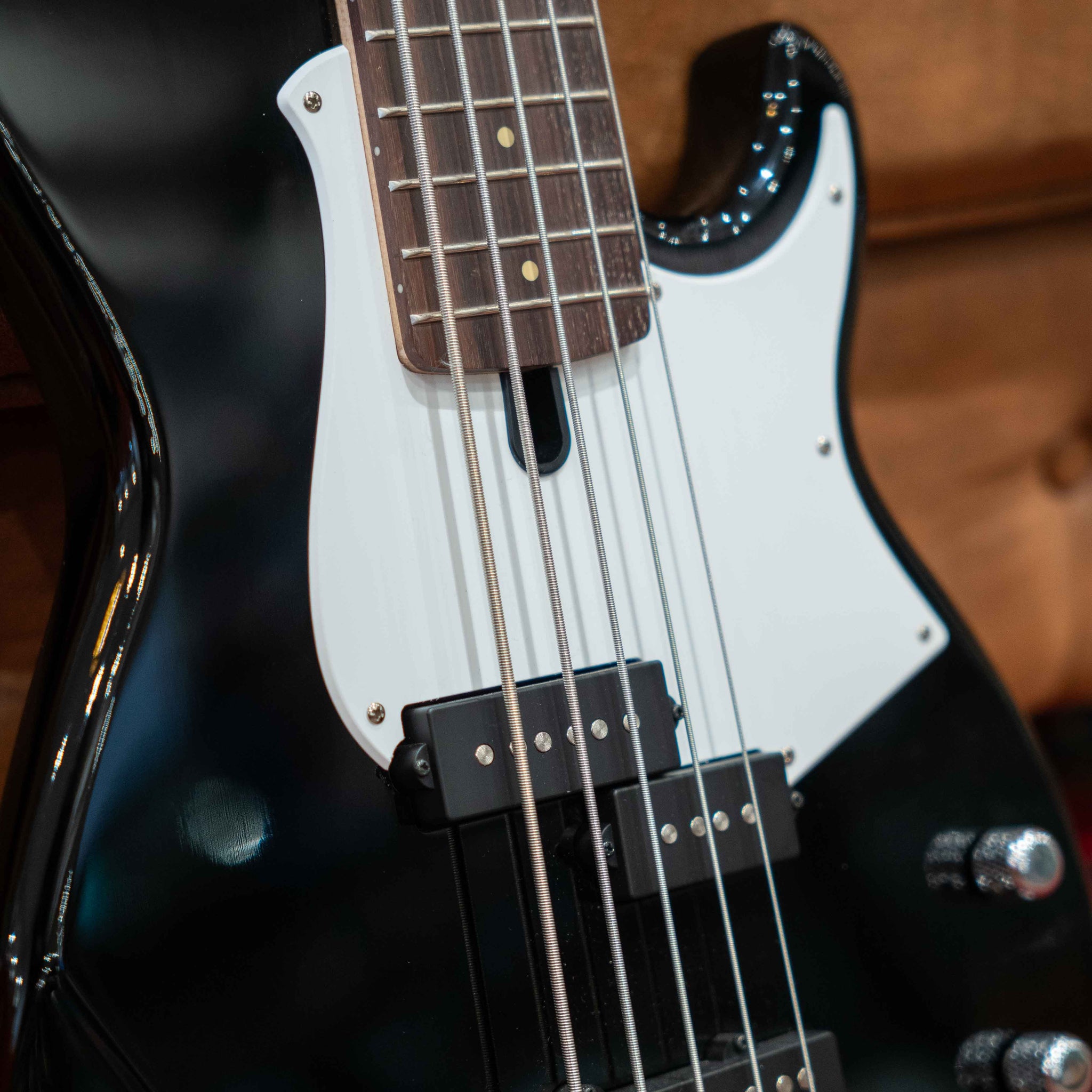 Yamaha BB235 - Black (B-Stock)
