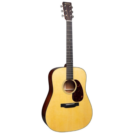 Martin D18