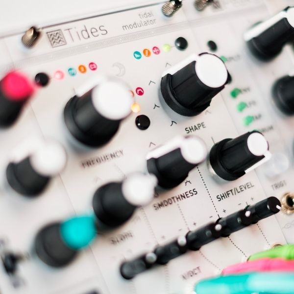 Mutable Instruments Tides (Close Up)