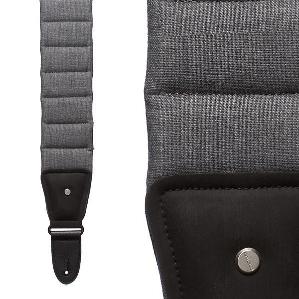 Mono Cases Betty Strap Long - Ash detail