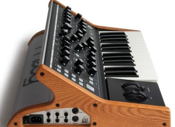 Moog Subsequent 25 Side