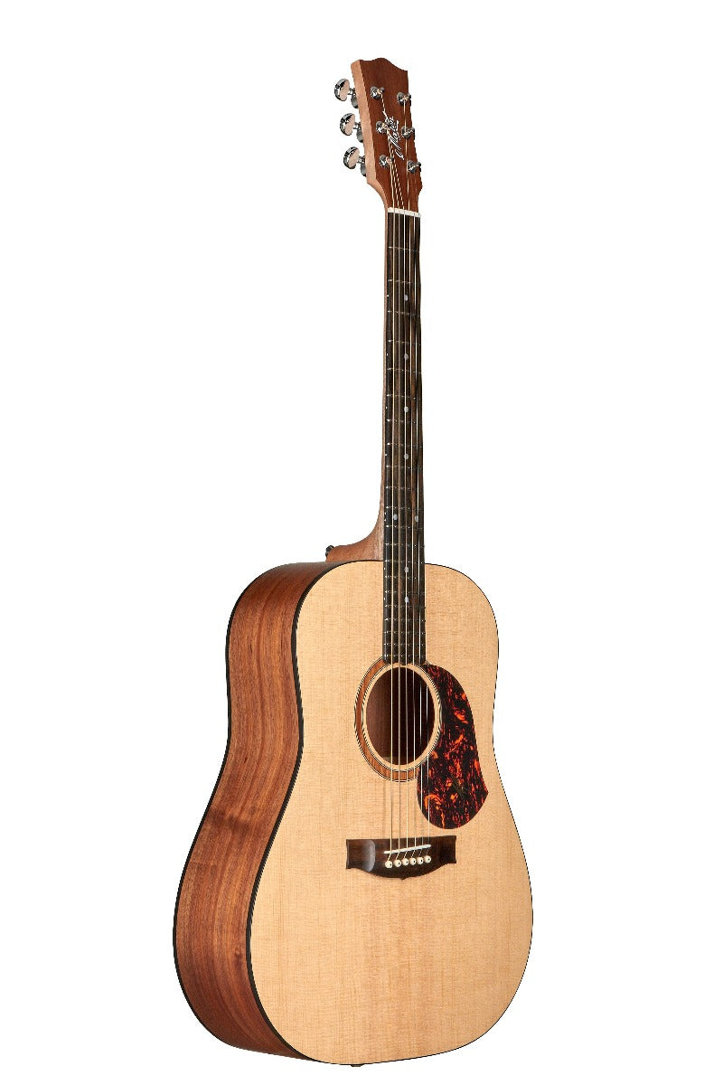 Maton S70