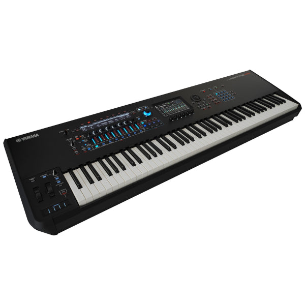 Yamaha Montage M8x angled